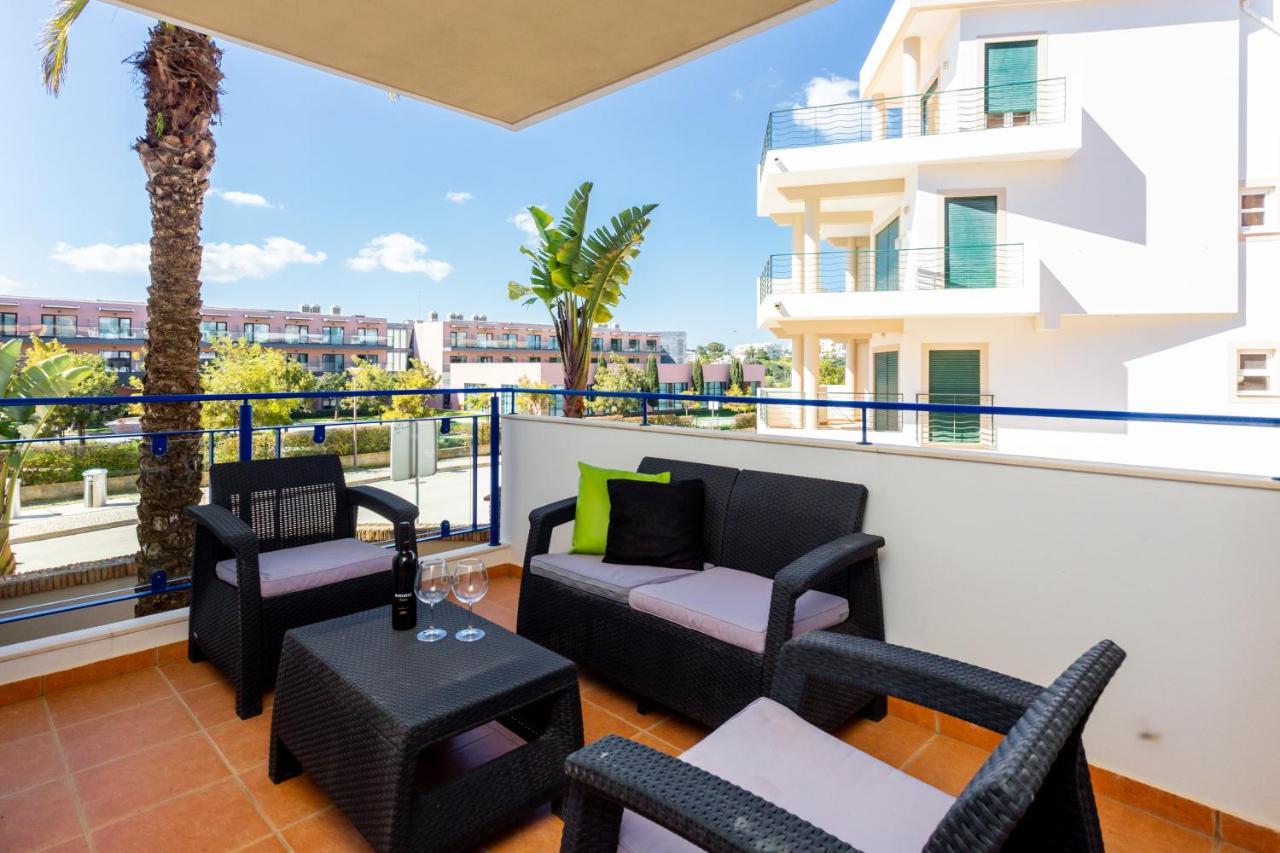 Mira Baia - Meia Praia Family Apartment Lagos Esterno foto
