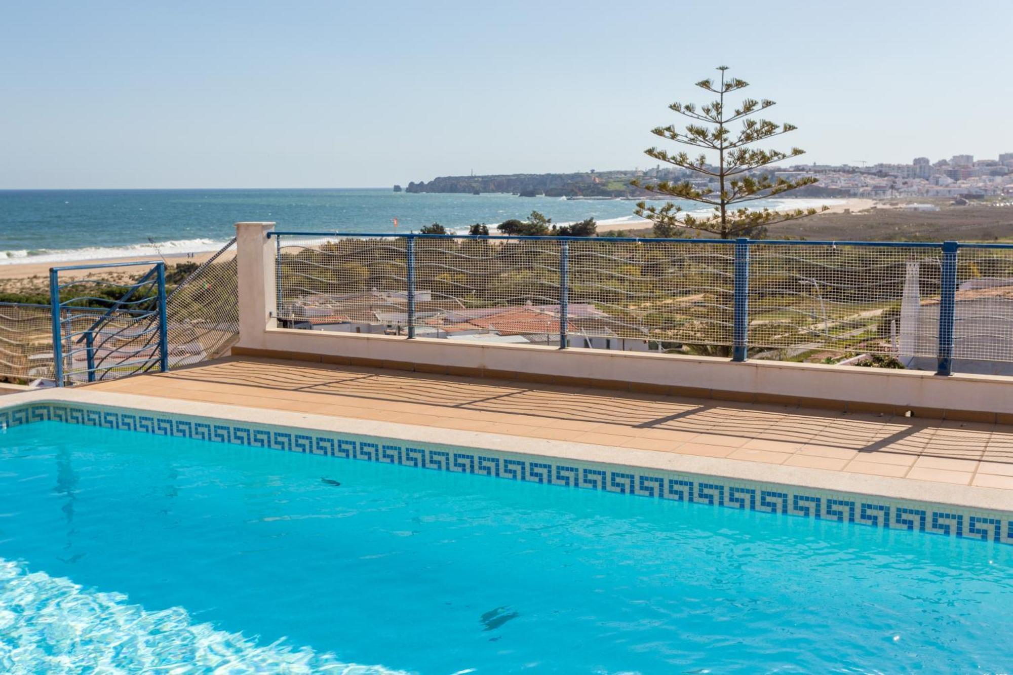 Mira Baia - Meia Praia Family Apartment Lagos Esterno foto